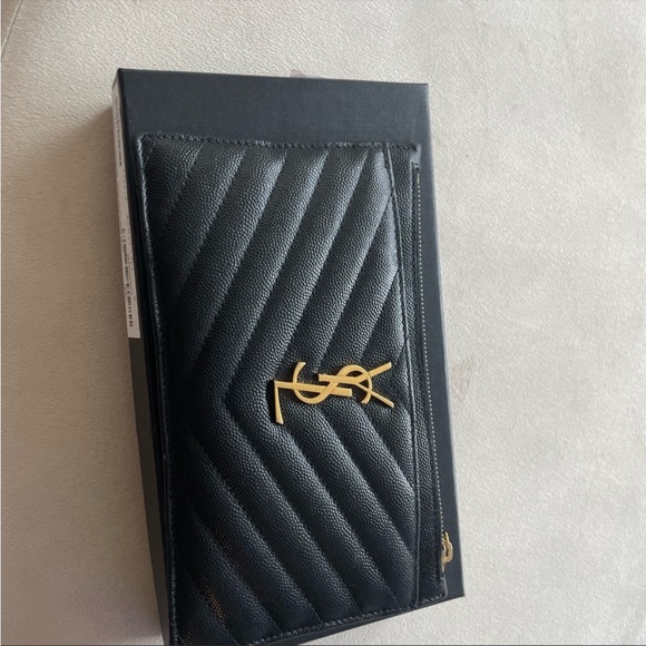 Authentic YSL Wallet - Picture 6 of 9